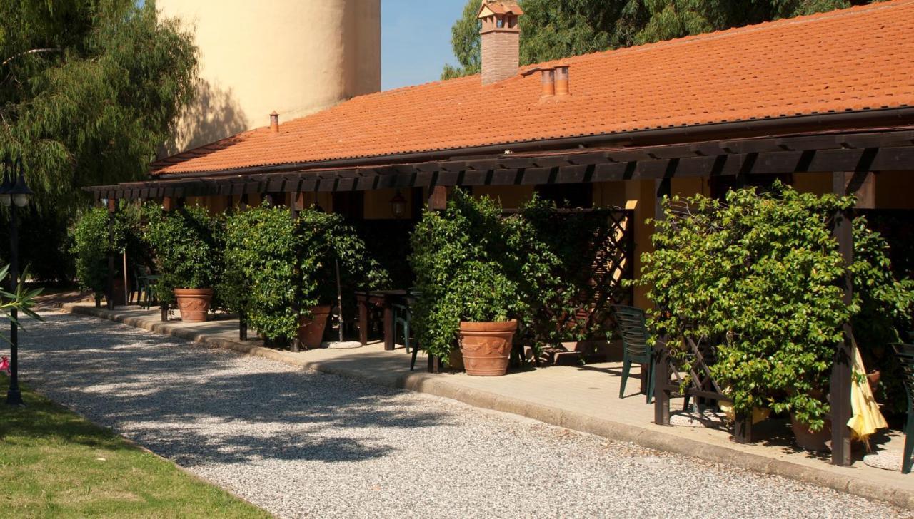 Agriturismo Le Pescine Vada Habitación foto